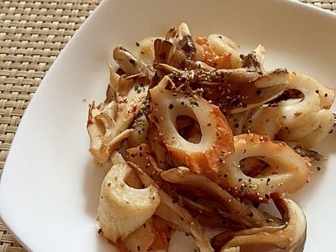 簡単!ちくわと舞茸のマヨペッパー炒め